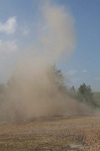 Image 588 of 794  -  40 kB